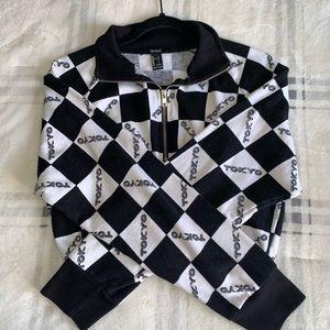 Checkered pull over sweater